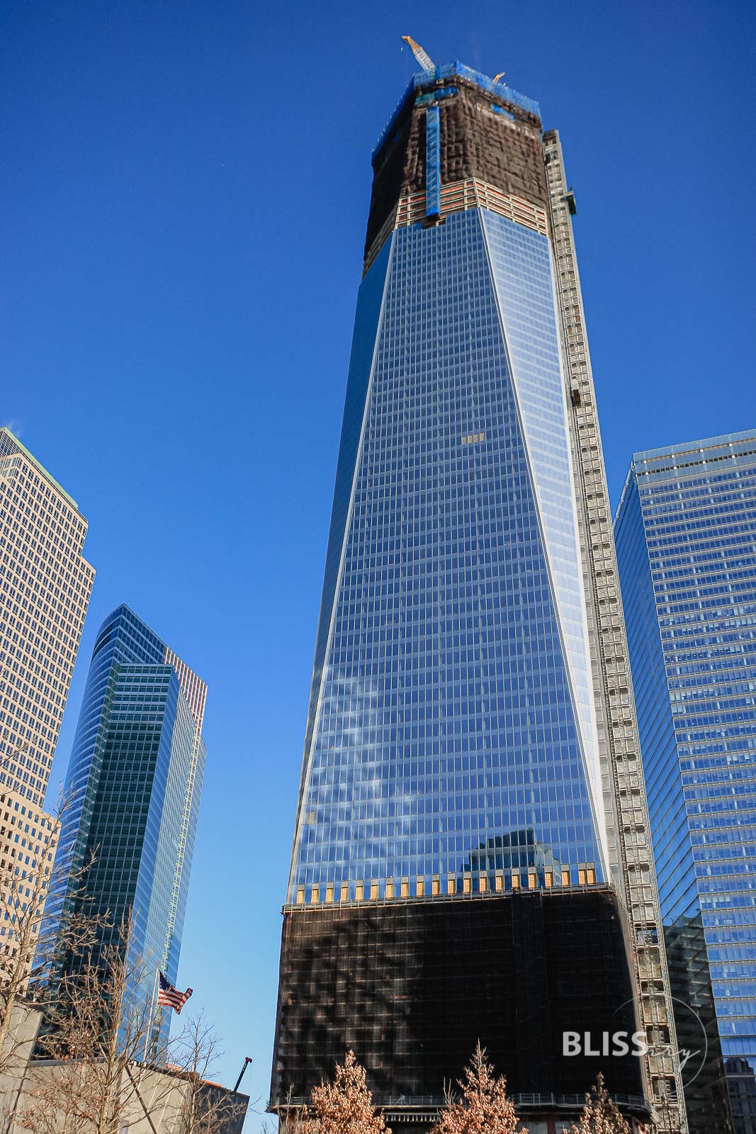 Sehenswürdigkeiten New York City - 911 Memorial Gedenkstätte World Trade Center 9/11 Memorial New York - Twin Towers - by day WTC