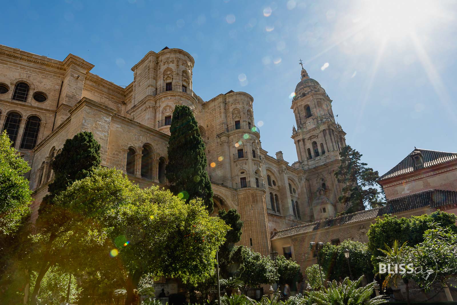 Malaga Sehenswürdigkeiten Top 10 mit Stadtbesichtigung in Andalusien. Pablo Picasso Museum, Alcazaba Festung, Kathedrale von Malaga